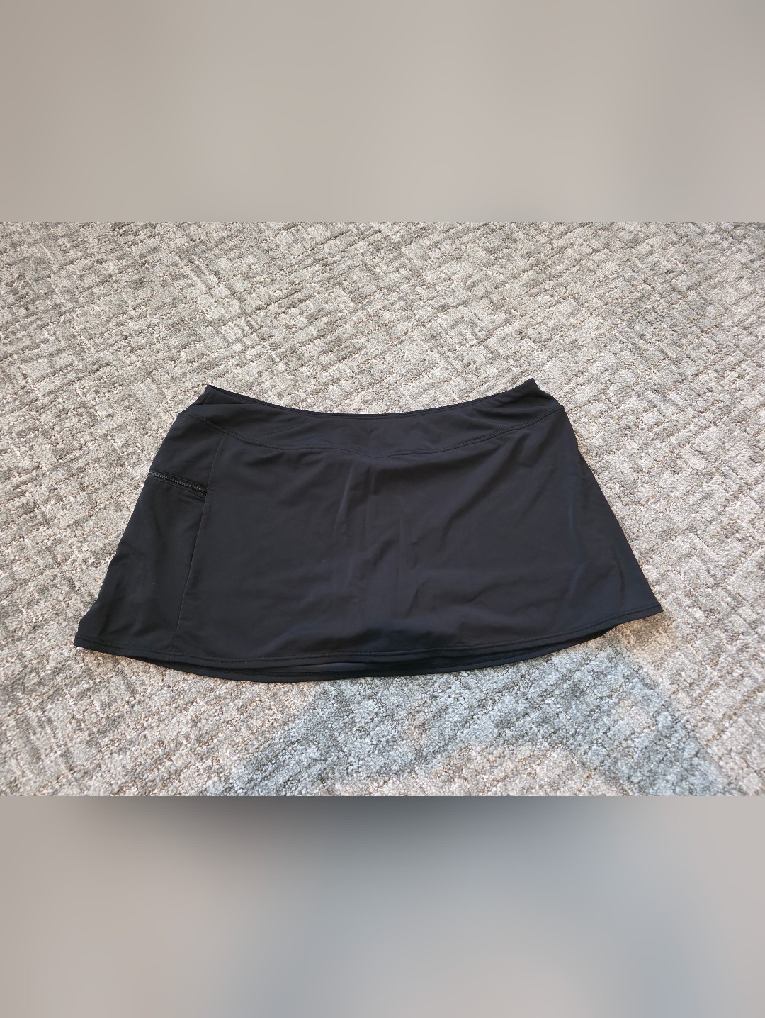 Sunsets Women's Size 16 Swim Skirt Built In Shorts Side Zip Pocket Black